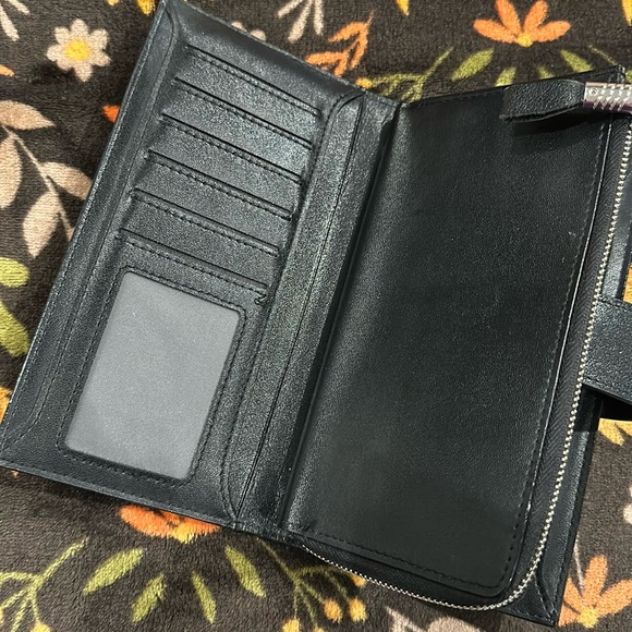 Access Denied wallet - Picture 4 of 9